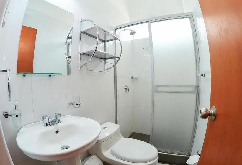 デラックスルーム, Sillary Hostal Sede Cayma