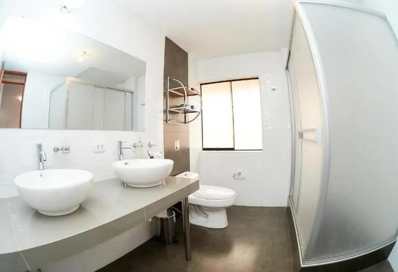 スタンダードルーム, Sillary Hostal Sede Cayma