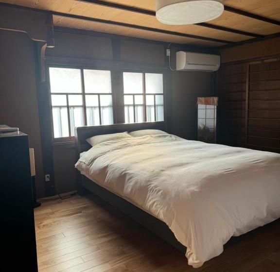 スタンダードトリプルルーム, Johns House じょんのやど