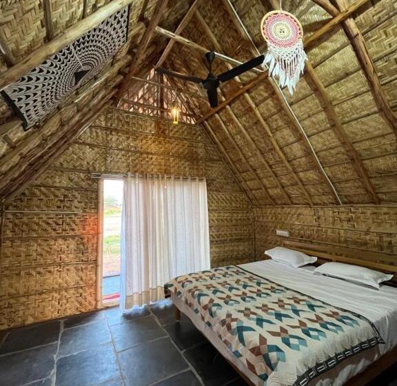 Quarto Estandar Vista Montanha, Tropical Hampi