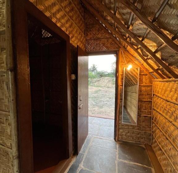 Quarto Estandar Vista Montanha, Tropical Hampi