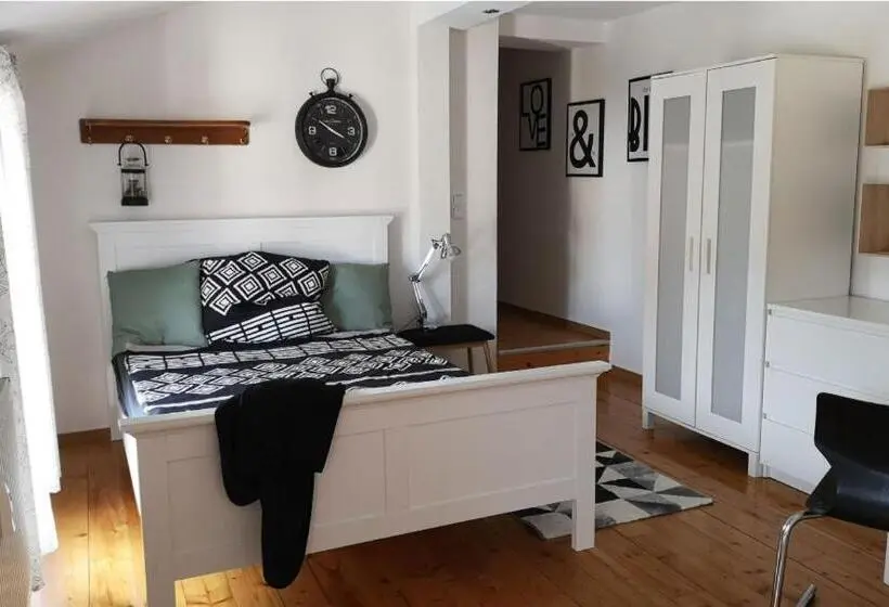 スタンダードスタジオ, Peter Apartments   Zentrale Innenstadtlage