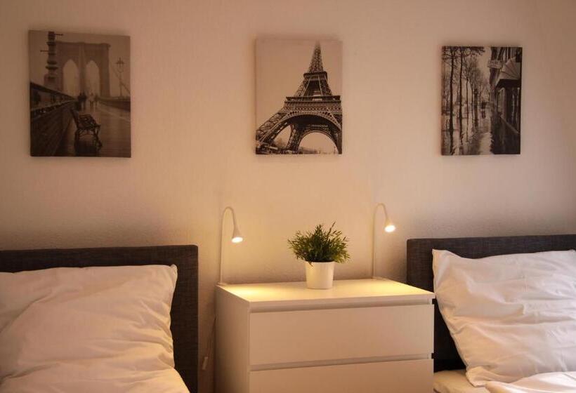 חדר סטנדרט לשלושה, Peter Apartments   Zentrale Innenstadtlage