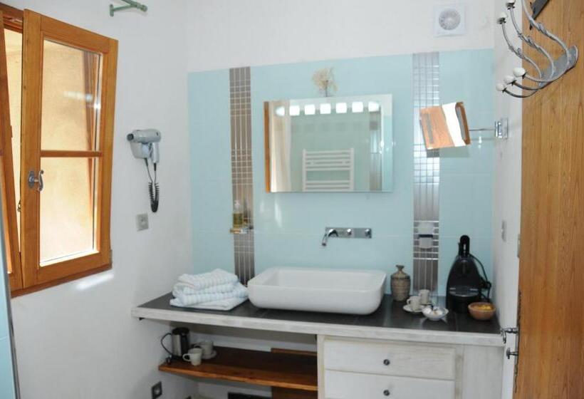 חדר סטנדרט עם טרסה, La Ferme Du Valdeyron