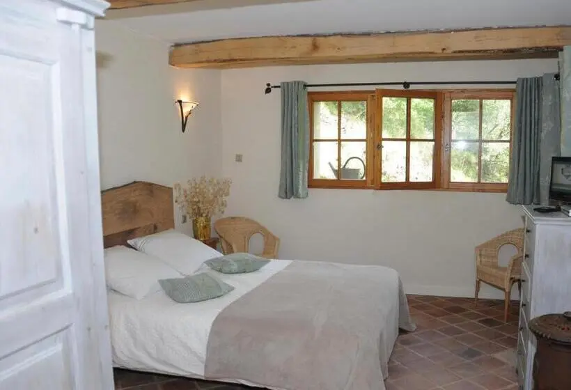 テラス付きスタンダードルーム, La Ferme Du Valdeyron