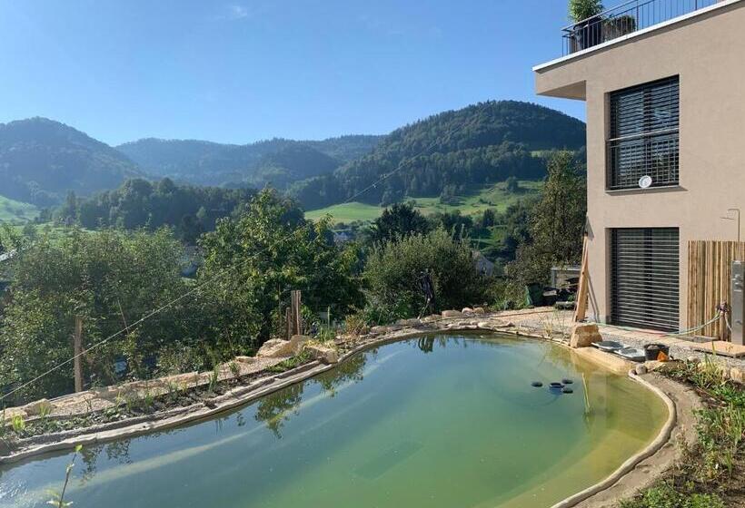 חדר סטנדרט נוף לבריכה, Chez Svanette B&b Villa Sonnglück