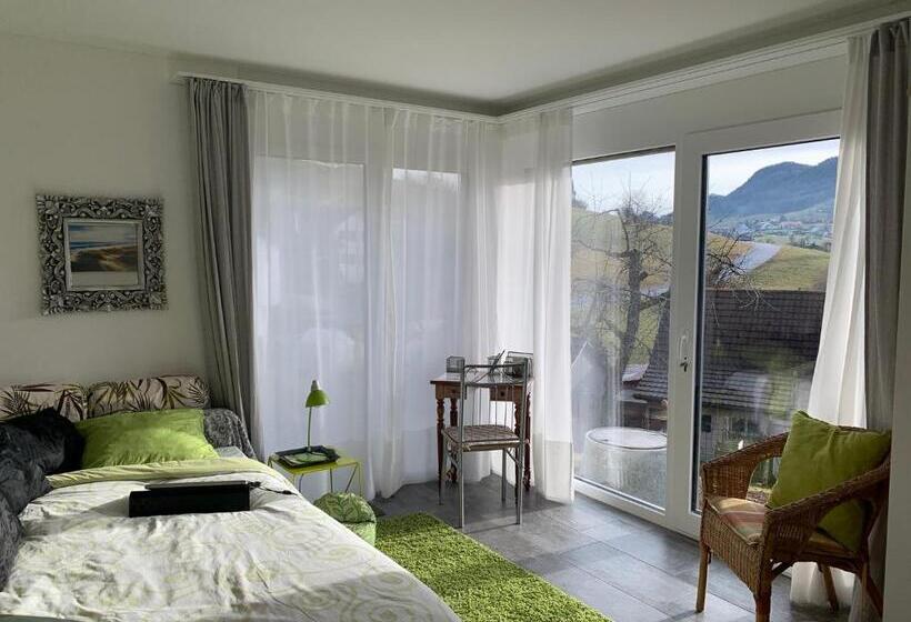 Номер Стандарт Вид на Бассейн, Chez Svanette B&b Villa Sonnglück