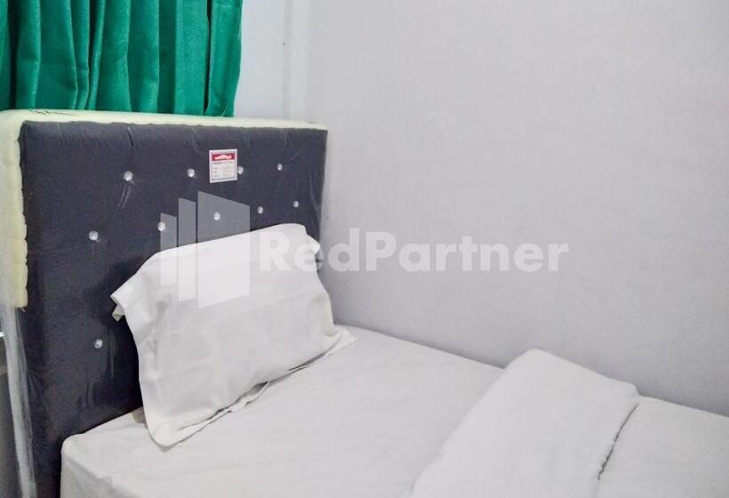 غرفة قياسية فردية, Lh101 Guest House Syariah Near Makam Sunan Bonang Redpartner