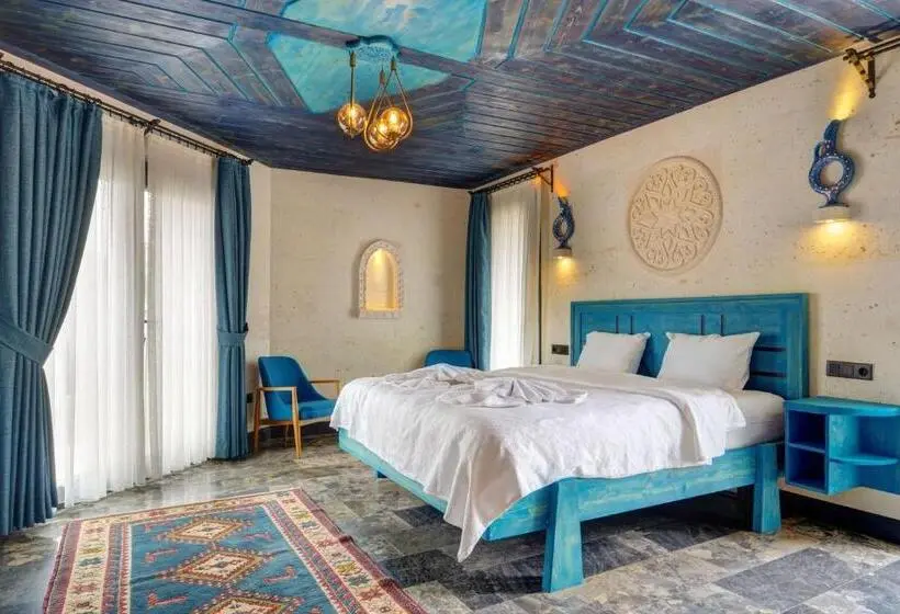 سوئیت با وان آب گرم, Motif Art Cappadocia