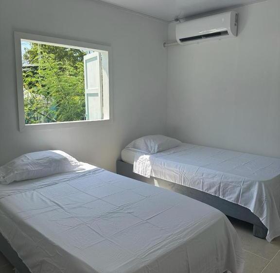 Номер Basic, Leonor’s Guest House