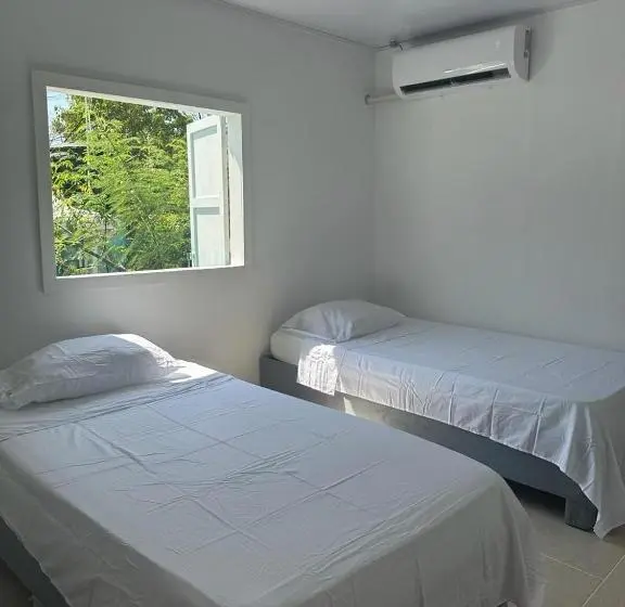 ベーシックルーム, Leonor’s Guest House