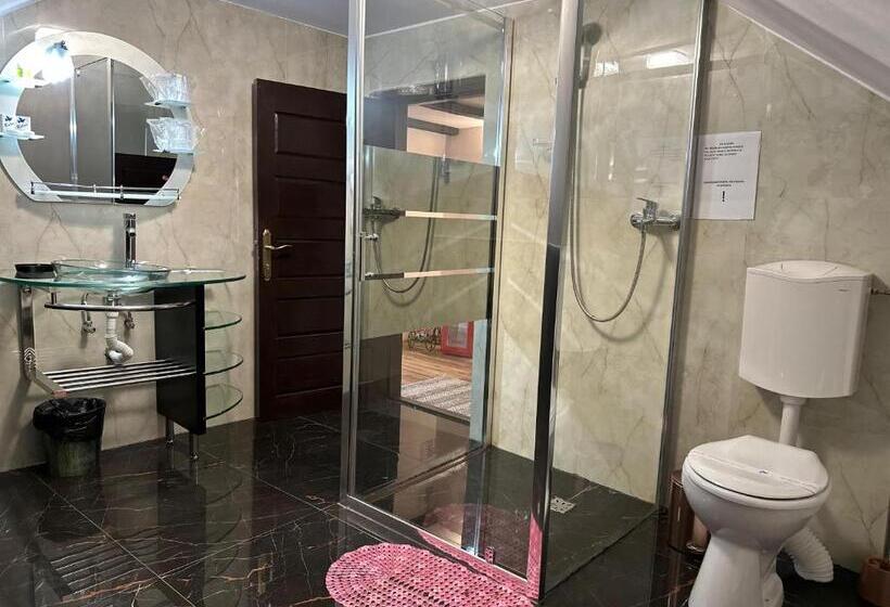 家庭套房, Vila Agata