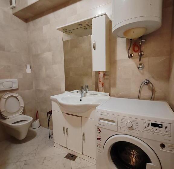 آپارتمان 2 خوابه, Villa Maxima U Blizini Plaže Sa Garažom I Sigurnosnom Kamerom