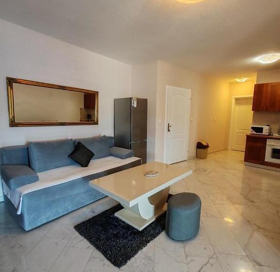 آپارتمان 2 خوابه, Villa Maxima U Blizini Plaže Sa Garažom I Sigurnosnom Kamerom