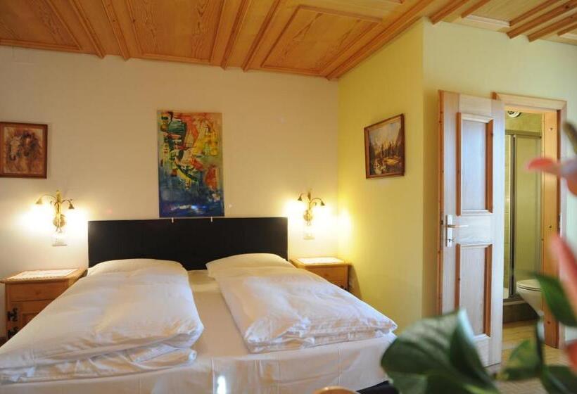 חדר סטנדרט עם מרפסת, B&b Hotel Heidi