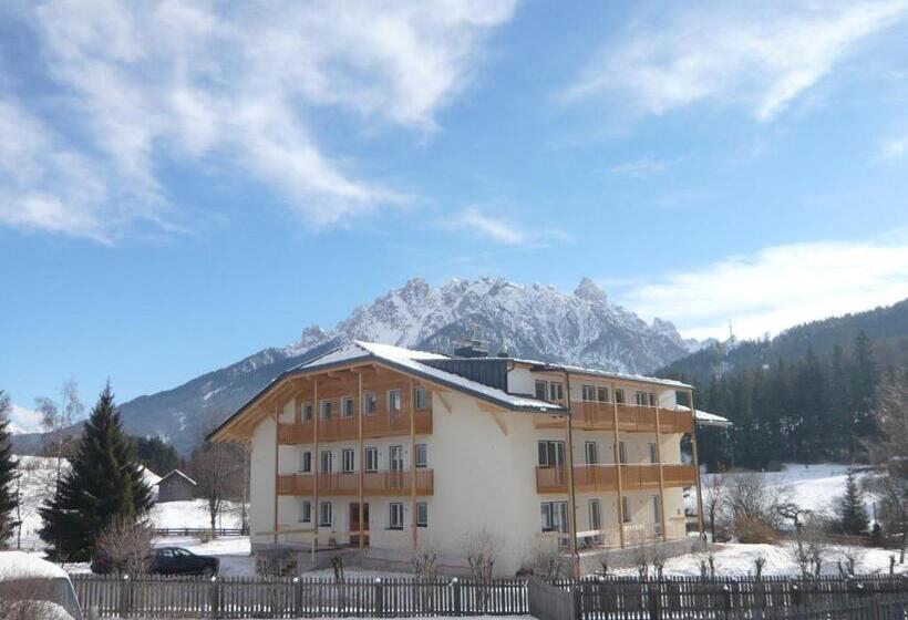 חדר בסיסי, B&b Hotel Heidi