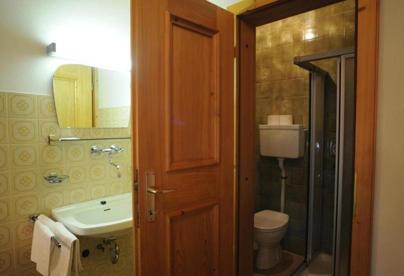 Номер Basic, B&b Hotel Heidi