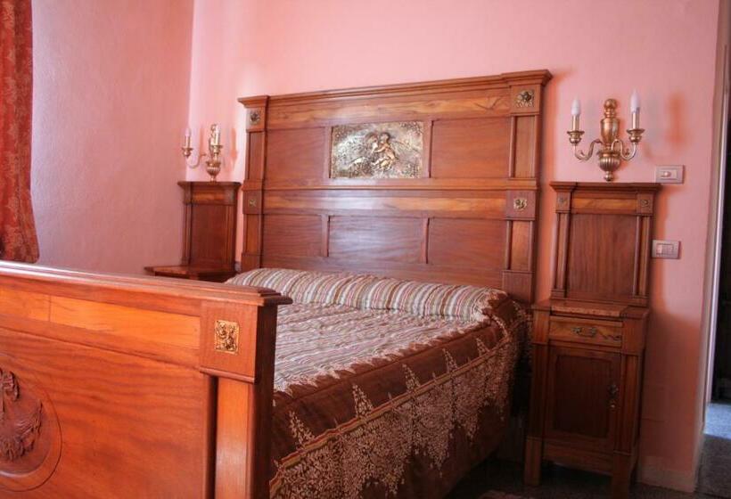 スタンダードルーム, Casaforte Alba In Langa