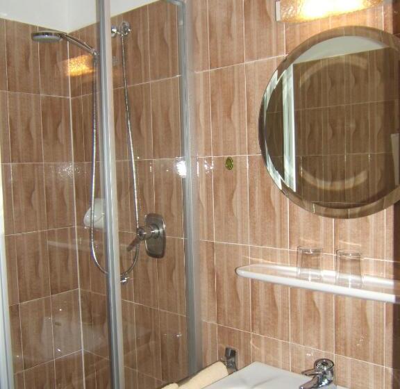 غرفة قياسية مزوَّدة بشُرفة, Gasserhof Garni & Apartment