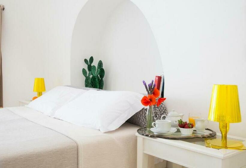 شقة غرفة واحدة, Masseria Serralta