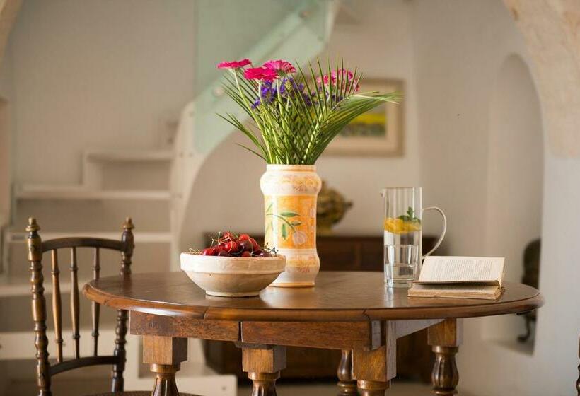 شقة غرفتين, Masseria Serralta