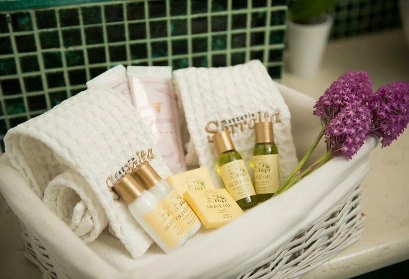 شقة غرفة واحدة, Masseria Serralta