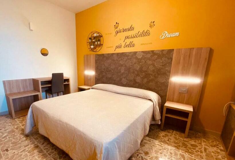 غرفة قياسية, Villa Elisa