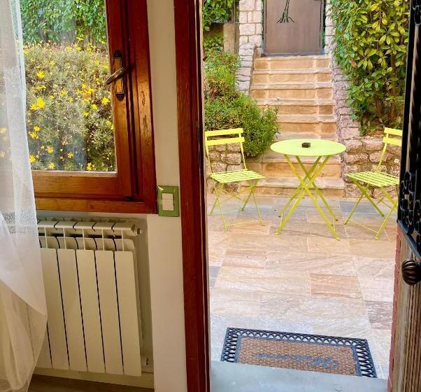 带1个卧室的公寓, Villa Gaia   Luxury Villa, Pool & Wellness Rooms