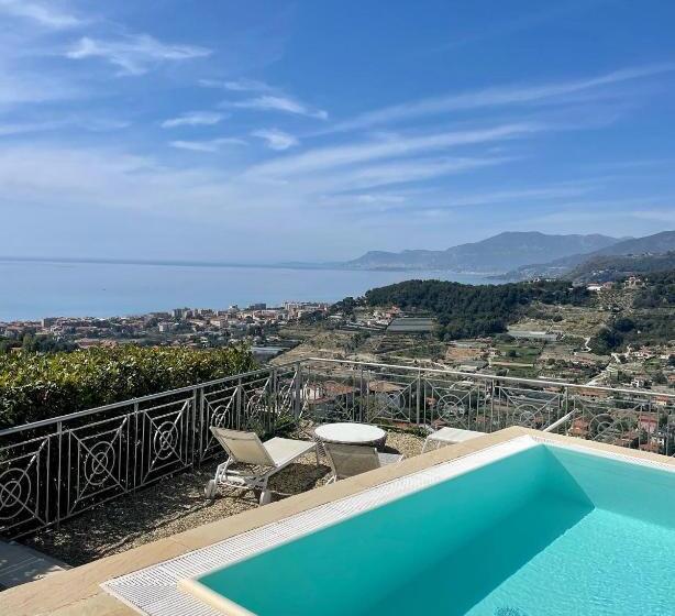 别墅: 1间卧室带游泳池, Villa Gaia   Luxury Villa, Pool & Wellness Rooms