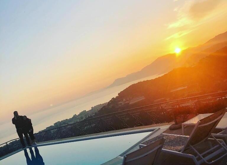 别墅: 1间卧室带游泳池, Villa Gaia   Luxury Villa, Pool & Wellness Rooms