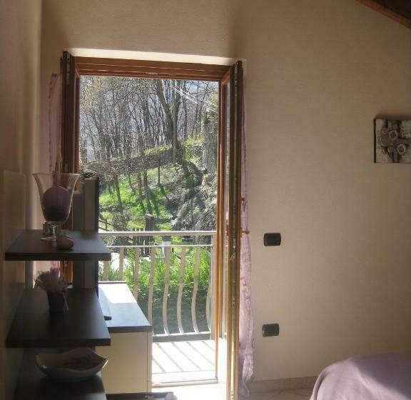 חדר סטנדרט עם ג'קוזי, Villetta Nembra