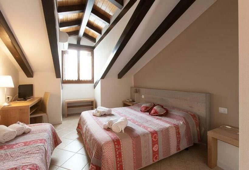 Номер Стандарт Трехместный, Grand Hotel Gortani