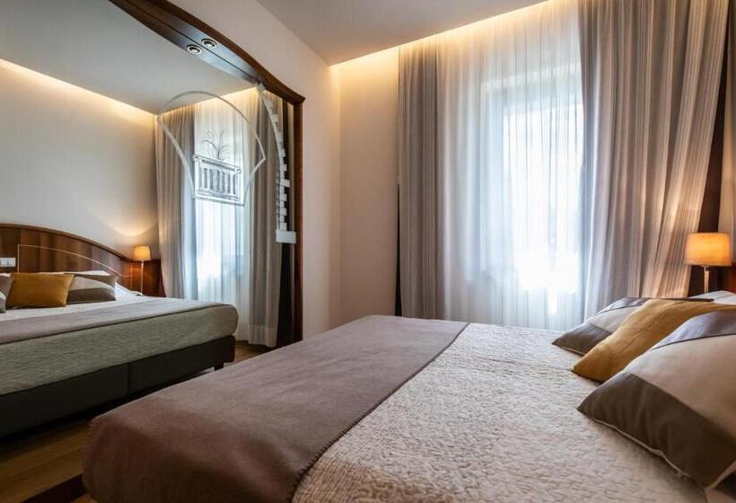 Люкс Классика, Grand Hotel Gortani