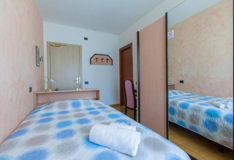 Номер Комфорт Индивидуальный, Grand Hotel Gortani