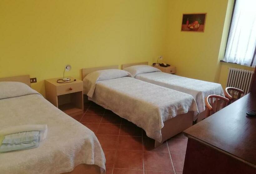 Номер Стандарт Трехместный, Albergo Breglia