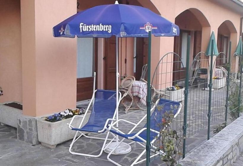 Студио Стандарт с Террасой, Albergo Breglia