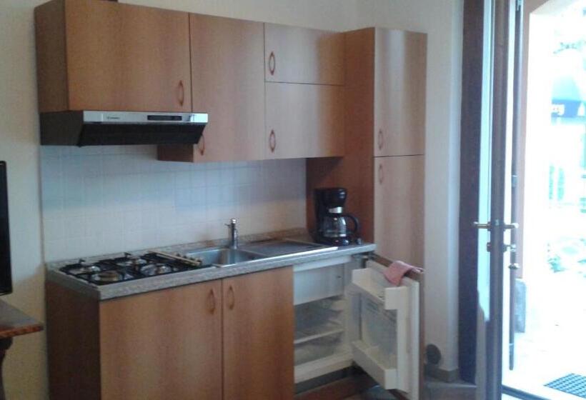 Студио Стандарт с Террасой, Albergo Breglia