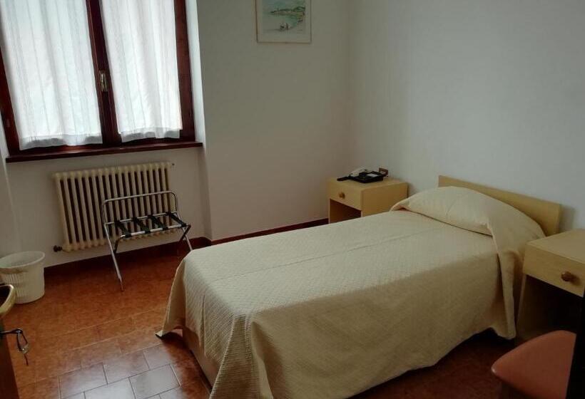 Номер Стандарт Индивидуальный, Albergo Breglia