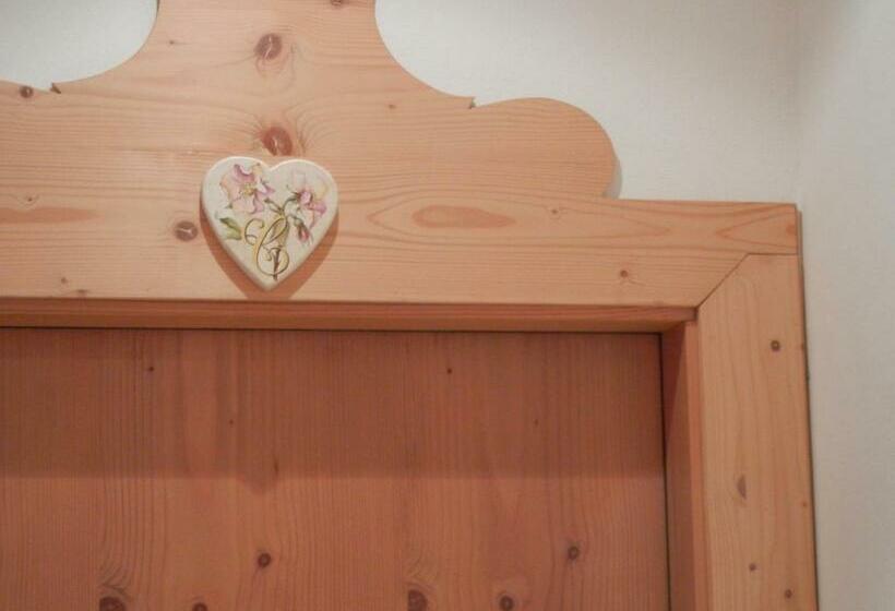 غرفة قياسية مزوَّدة بشُرفة, Albergo Da Gildo