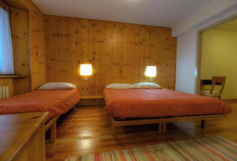 스탠다드 트리플 룸, Albergo K2