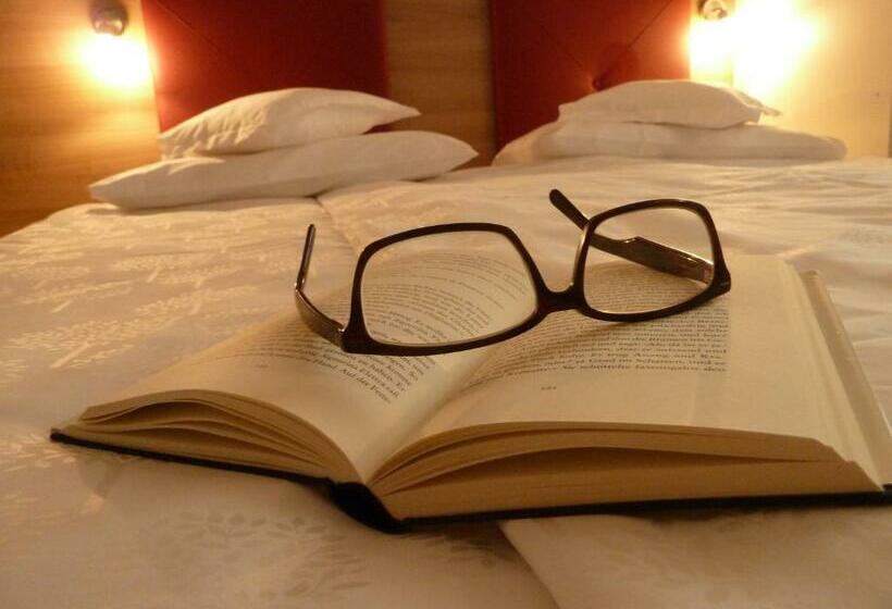 Номер Стандарт, Andreas Hofer