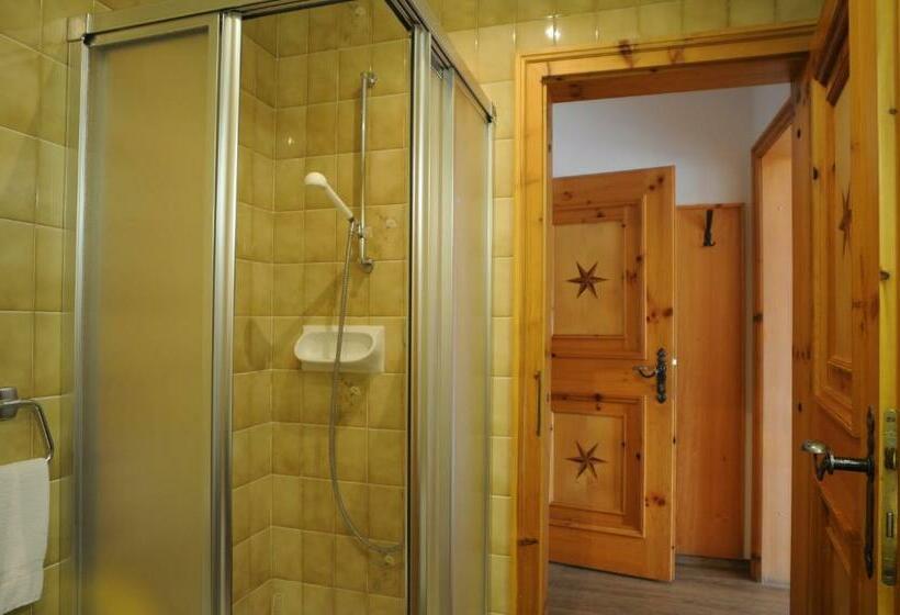 Номер Стандарт с Балконом, B&b Hotel Heidi