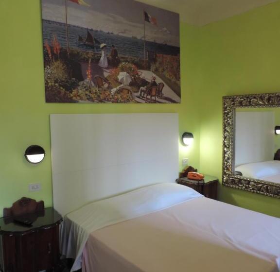 Habitación Estándar, Biagiotti