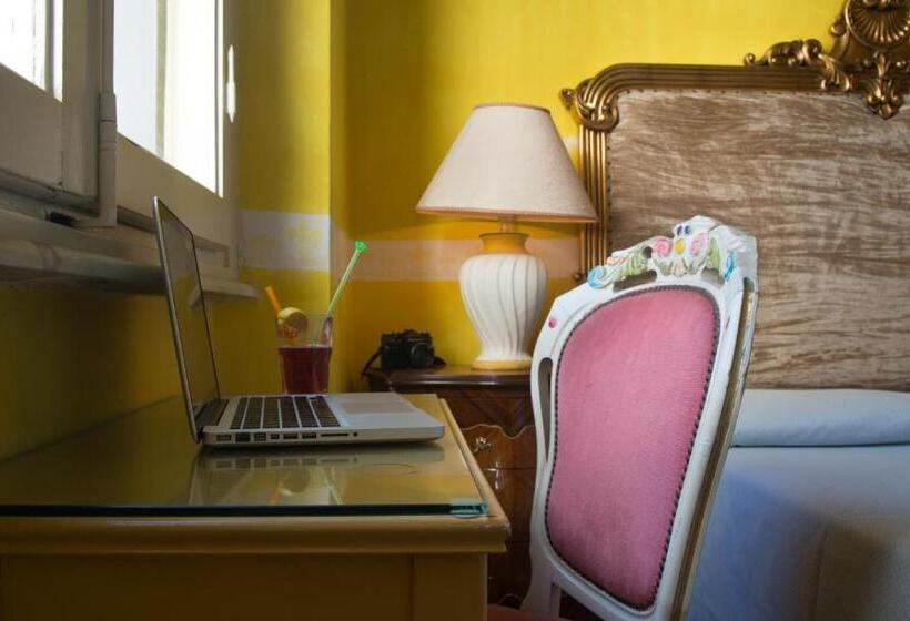 스탠다드 룸, Biagiotti