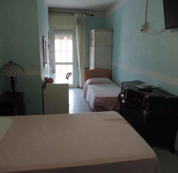 스탠다드 싱글 룸, Biagiotti