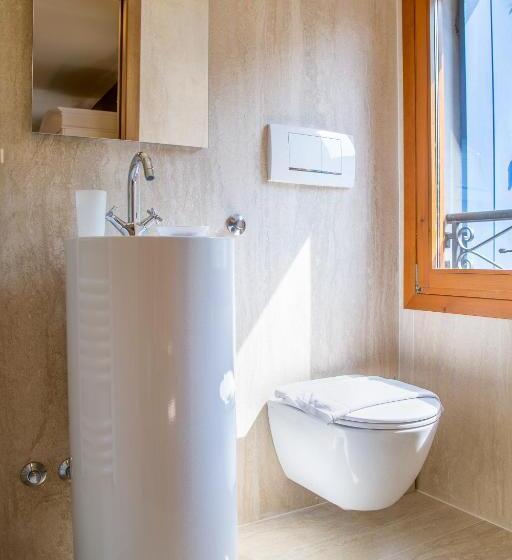 山の見えるジュニアスイート, Calvi Ristorante Mainor