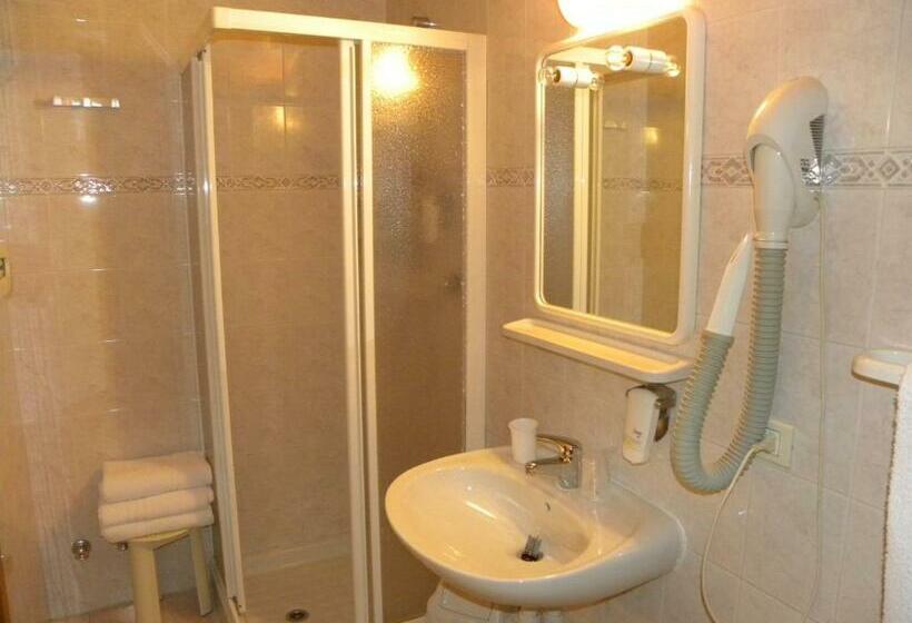 חדר סטנדרט, Cova