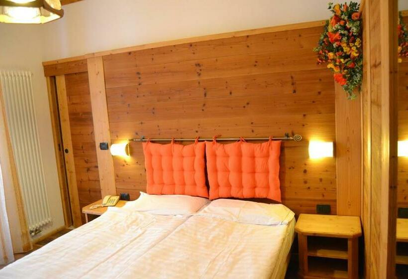 חדר סטנדרט, Cova