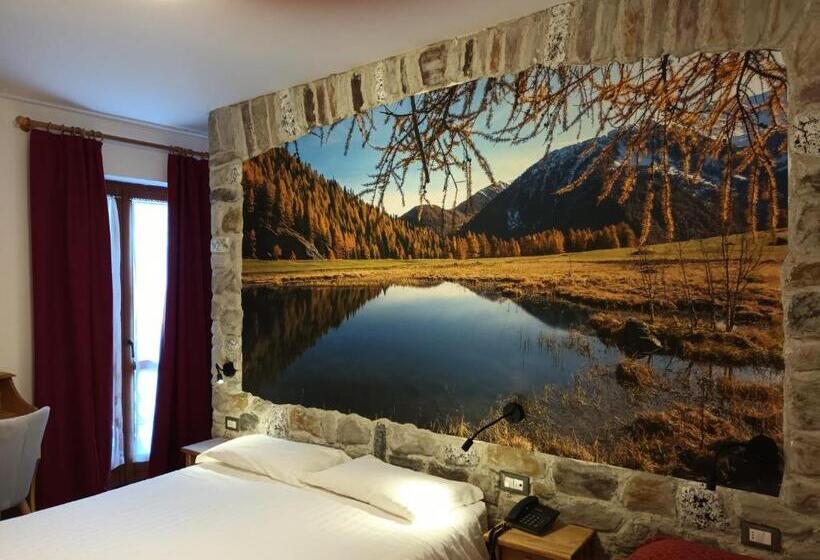 חדר סופריור, Cova