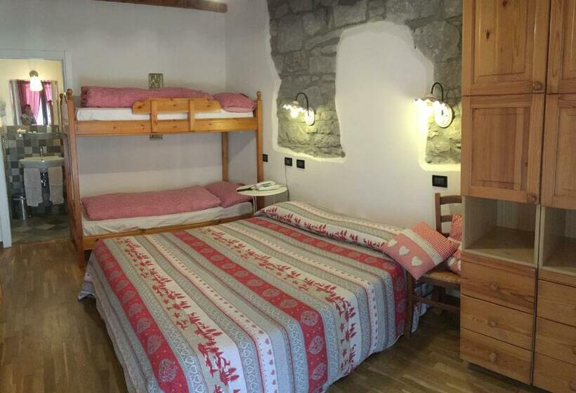 Четырехместный Номер Стандарт, Gabriella